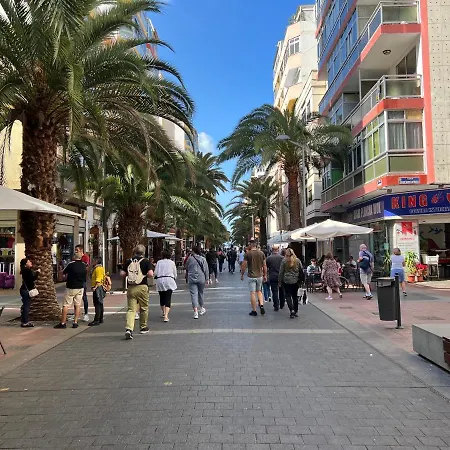 Mar En Calma * לאס פאלמס דה גראן קנאריה